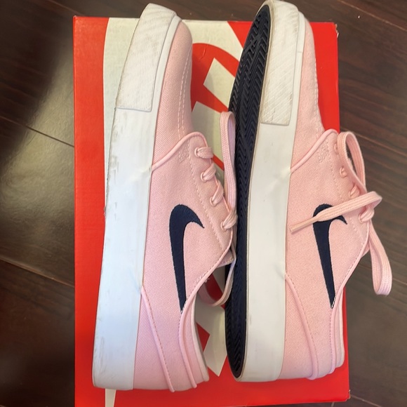 Nike Zoom Air pink size US 6.5 - Picture 3 of 3